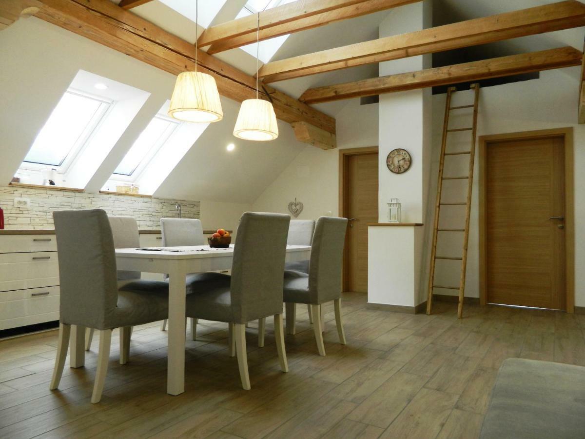 Domacija Loncnar- Apartment Bohinj Buitenkant foto